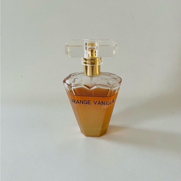 Avon Rare Gold Fragrance with Clear and Gold Accents - Picture 12 of 12